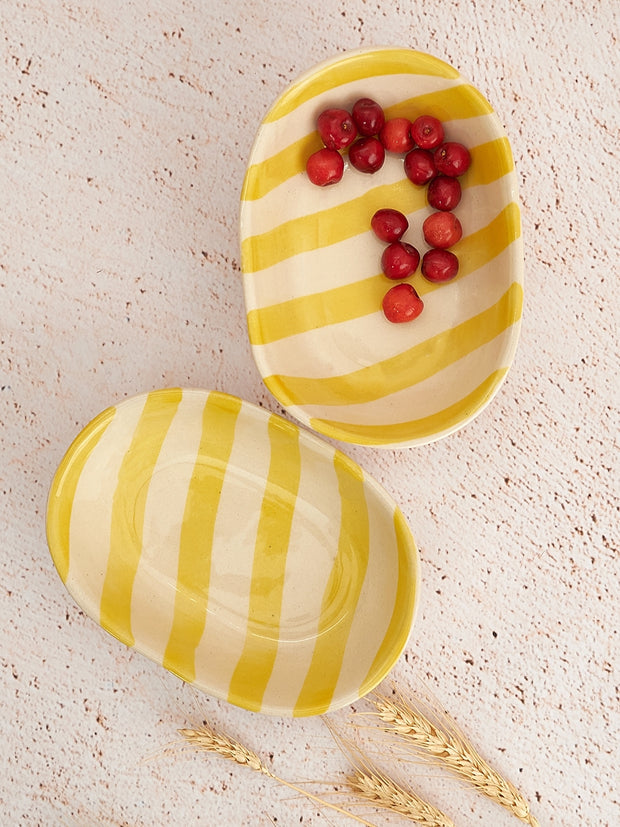 Ceramic stripe Bowl, Yellow 7x5x2 Inches