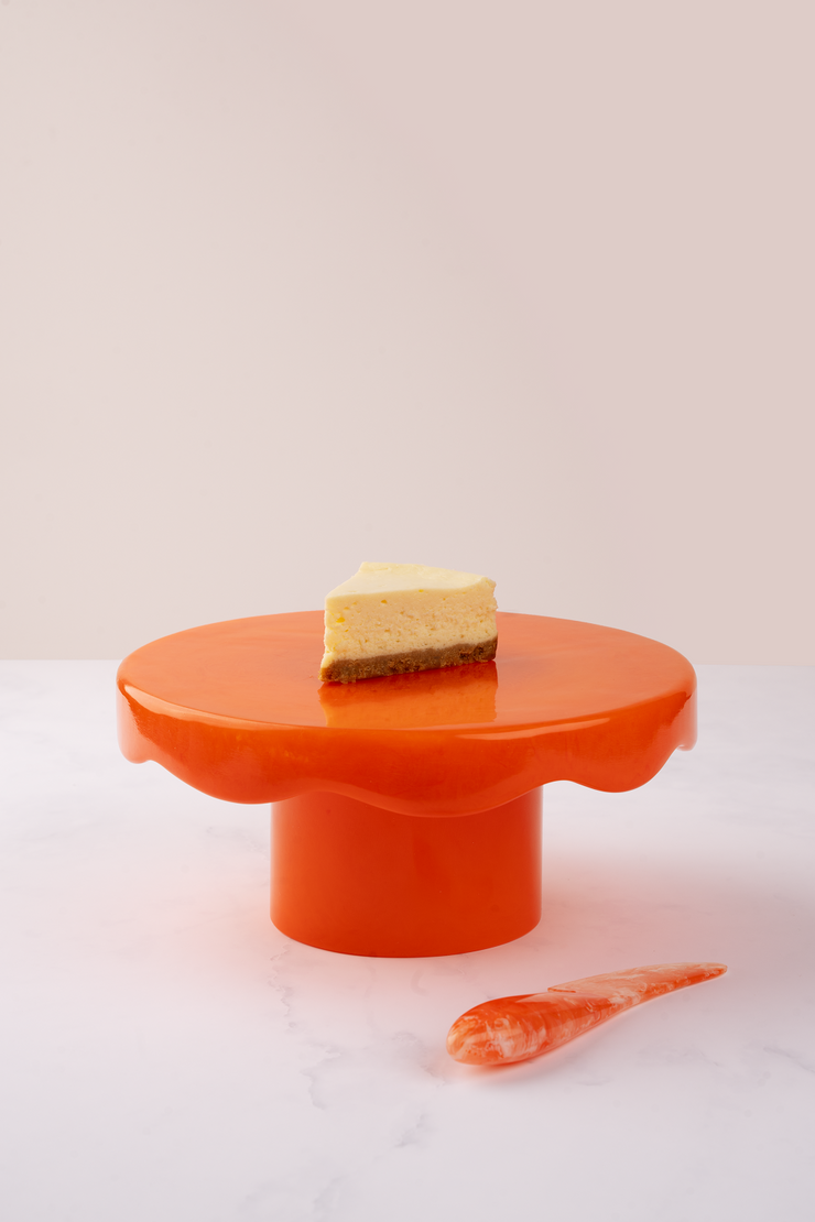 Scallop Resin Cake stand, Orange - 9.5x4.5 Inches