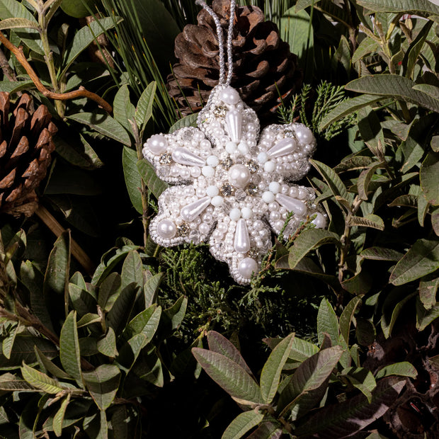 ChristmasSnow Hanging Ornaments, White- 3.5 x 3.5 Inches