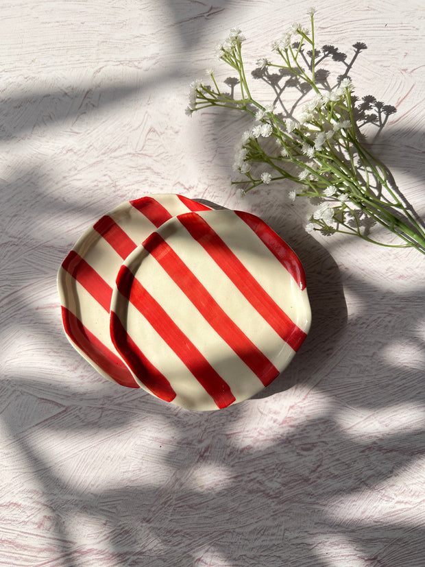 Ceramic Red stripe plate, 6.3x6.3 Inches