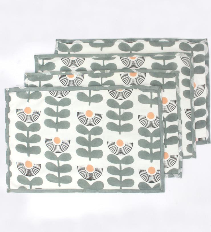 Sustainable Placemats  (Set of 4)- Grey and White