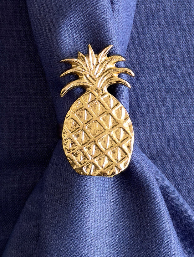 Pineapple Metal Napkin Ring   2.8 x 1.6 Inches