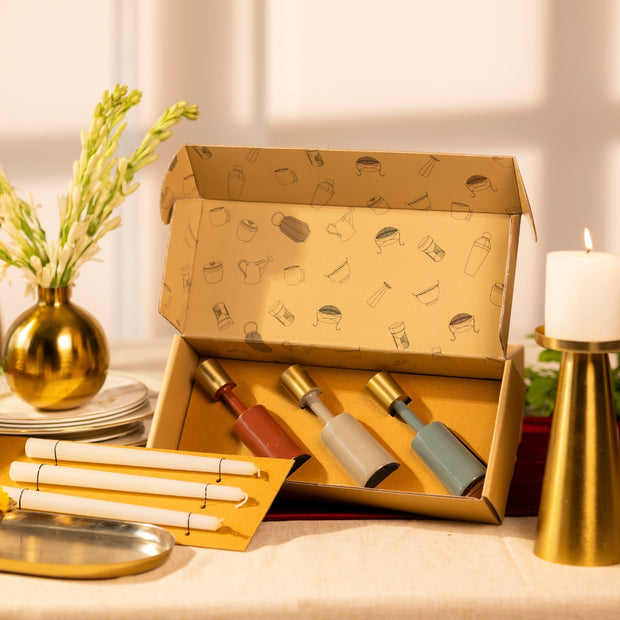 Enamel Colored Candle holder (Set of 3)- 2x1.5x6 Inches