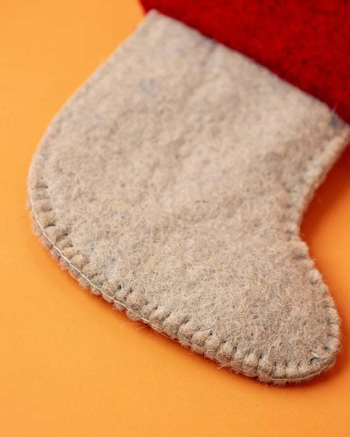 Red Robin Felt Stocking Xmas Ornament -  10 x 3  x 19 cms